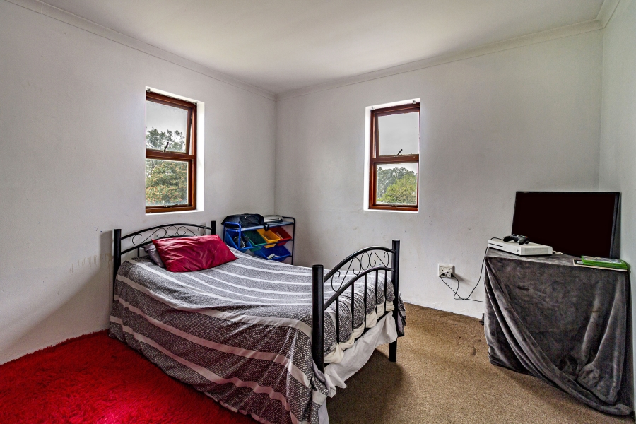 5 Bedroom Property for Sale in Bell Glen Western Cape